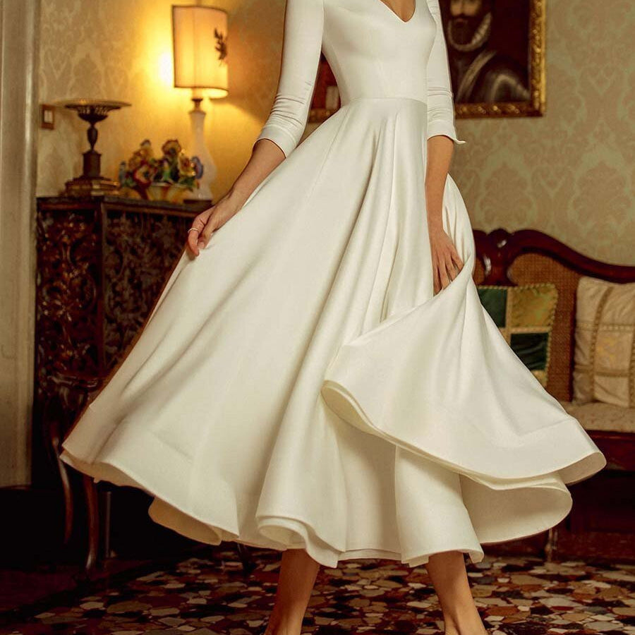 Women's Sexy V-neck Large Swing Fashion Elegant Dress