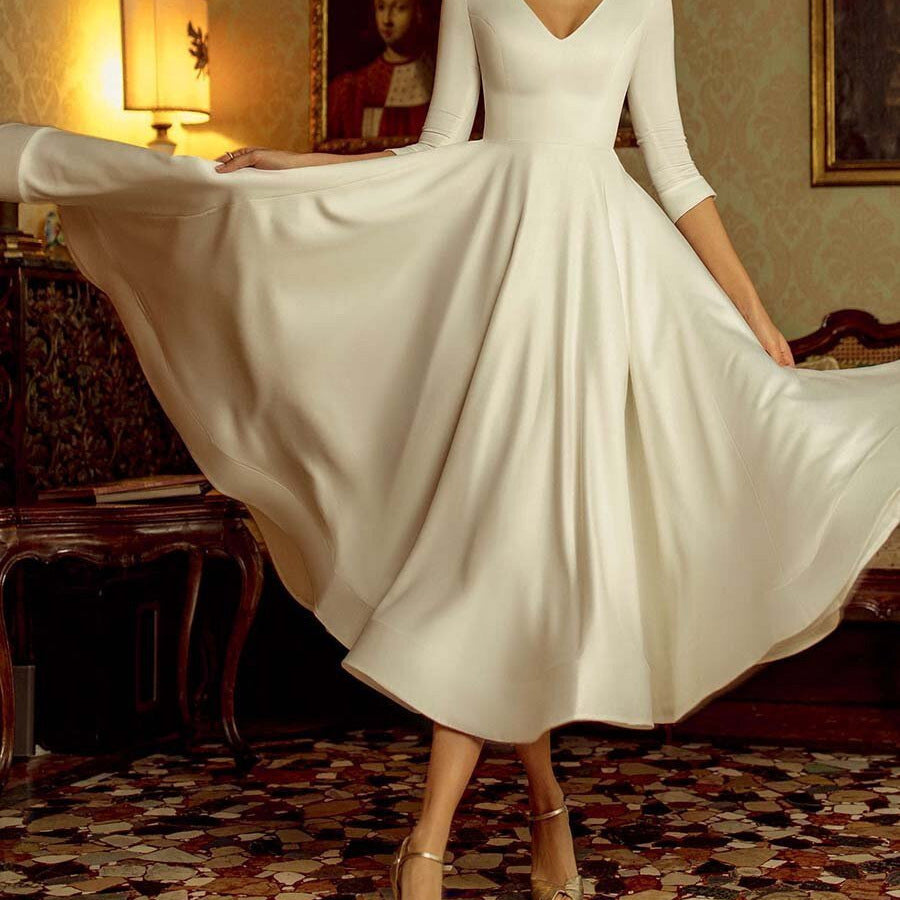 Women's Sexy V-neck Large Swing Fashion Elegant Dress